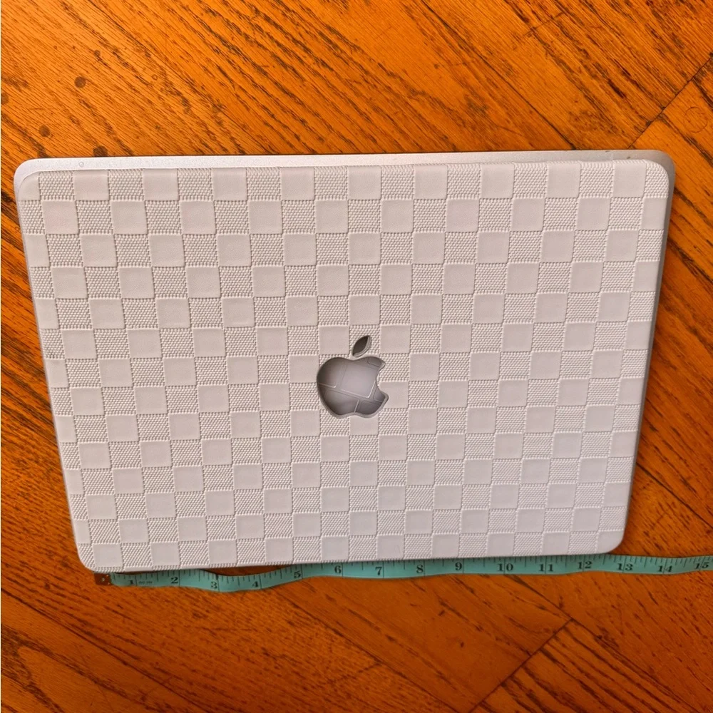 Laptop Checkered off white case